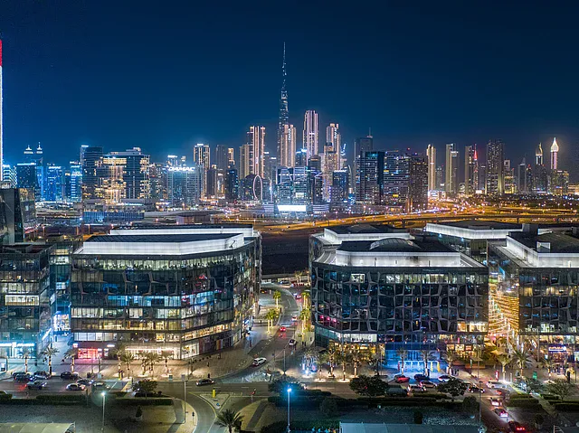 Dubai Prime Office Shortage Drives 82% Commercial Sales Surge | Estattor