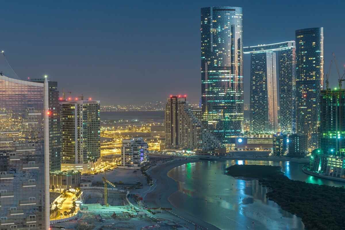 Abu Dhabi Approves 75 Million Sqm of Development in 2025