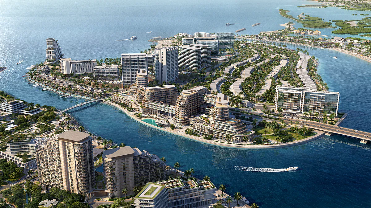 RAK Retail Property Prices Surge 348% in H1 2026 | Commercial Market